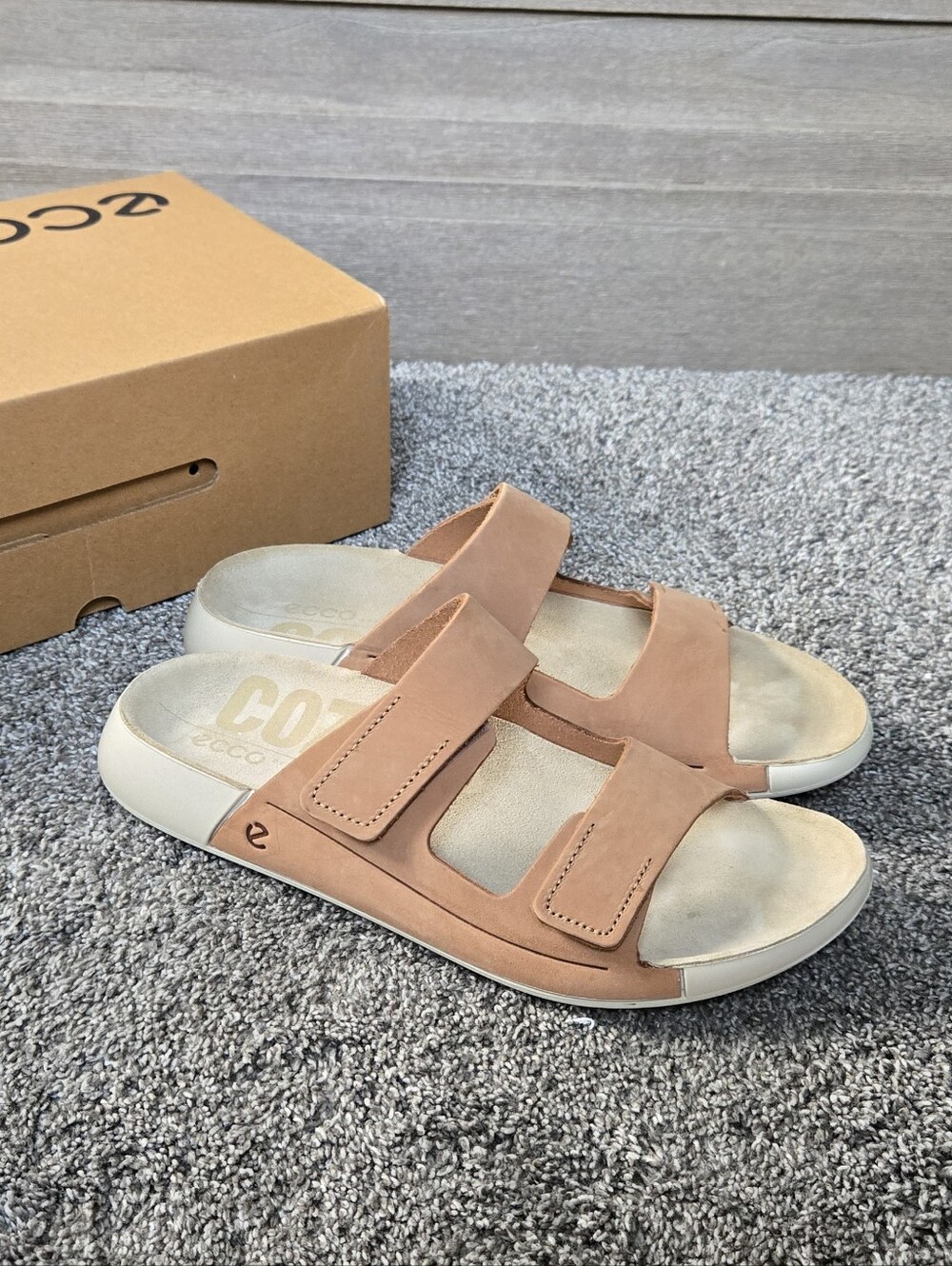 ECCO Cozmo Women's Nubuck Two-Strap Sandal NEW size EU 41 (US 10-10.5) - Picture 9 of 12